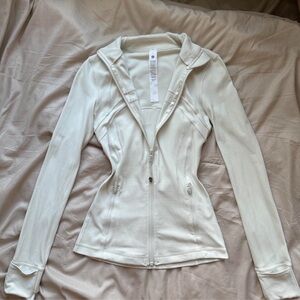 X SOLD
Lululemon Nulu Define Jacket in Bone